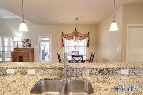 201 Maplebrook Dr, Madison, AL 35756 photo 16