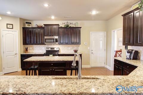 201 Maplebrook Dr, Madison, AL 35756 photo 12