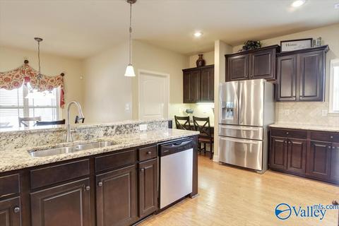 201 Maplebrook Dr, Madison, AL 35756 photo 17