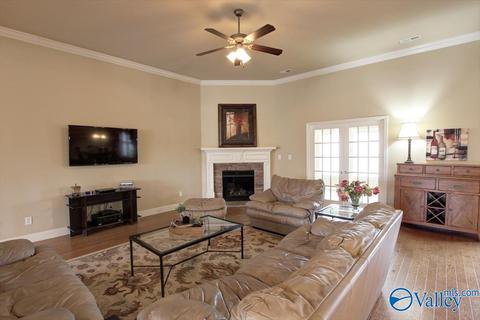 201 Maplebrook Dr, Madison, AL 35756 photo 6