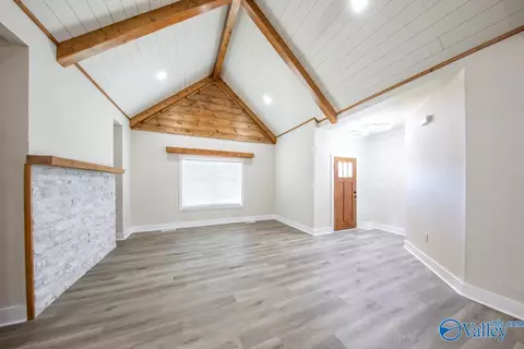 16 Lashae Loop, Grant, AL 35747 photo 9