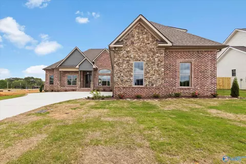 22566 Mary Grace Dr, Athens, AL 35613
