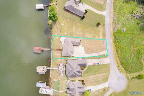 118 Pointe Dr, Killen, AL 35645 photo 46