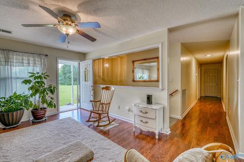 367 County Road 416, Killen, AL 35645 photo 4