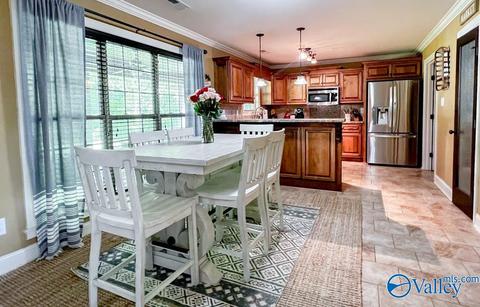 186 Hidden Creek Dr, Trinity, AL 35673 photo 5