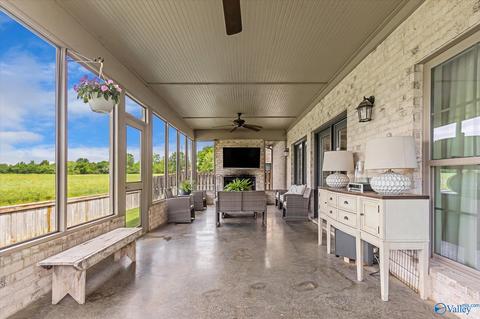 4301 Ruby Pointe Dr, Decatur, AL 35603 photo 8