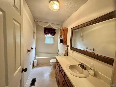 131 County Road 379, Trinity, AL 35673 photo 13