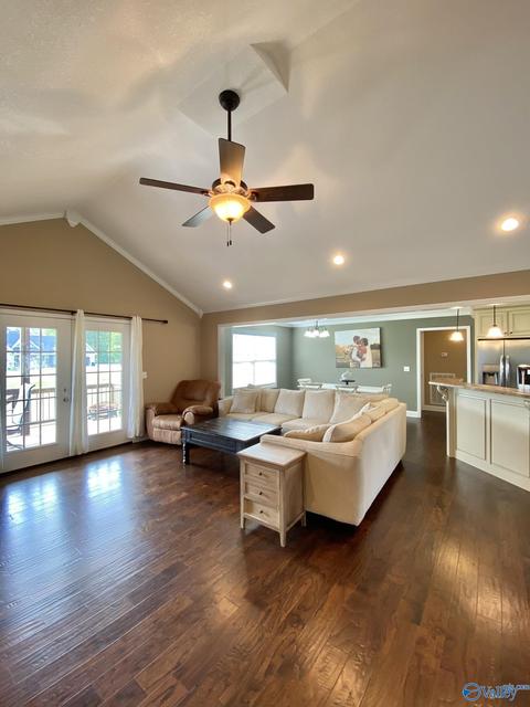 105 Gaines Loop E, Boaz, AL 35956 photo 9