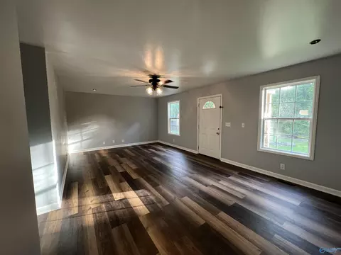 150 3rd Ave, Grant, AL 35747 photo 10