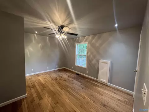 150 3rd Ave, Grant, AL 35747 photo 6