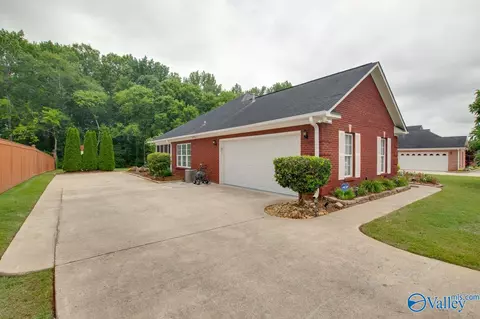 113 Rustic Cedar Ln, Madison, AL 35757 photo 5