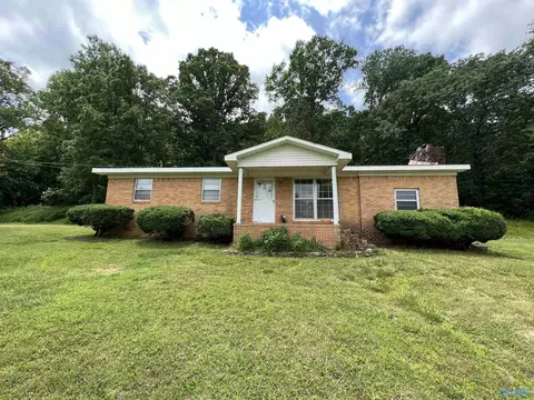 289 Gilley Dr, Grant, AL 35747 photo 1