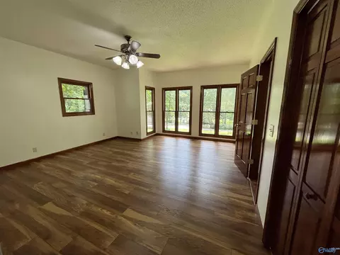 275 Ashley Dr, Grant, AL 35747 photo 13