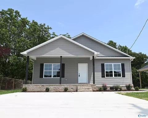 363 S Main St, Arab, AL 35016 photo 1