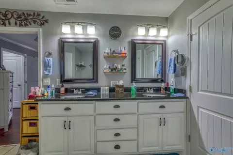 68 Isabella Ct, Killen, AL 35645 photo 25