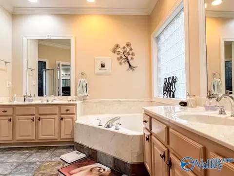 136 Forest Home Dr, Trinity, AL 35673 photo 15