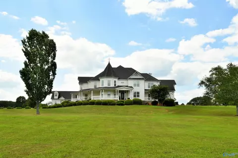 10674 Wall Triana Hwy, Toney, AL 35773