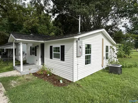 325 Section Line Rd, Gurley, AL 35748 photo 2