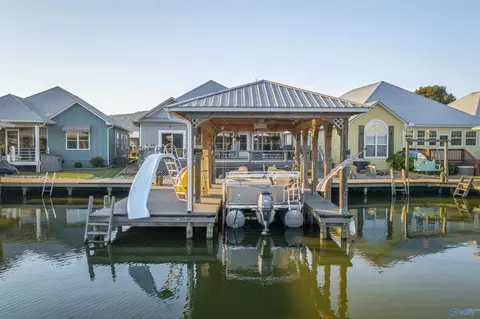 77 Willow Point Dr, Ohatchee, AL 36271 photo 1