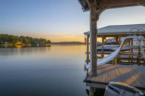 77 Willow Point Dr, Ohatchee, AL 36271 photo 5