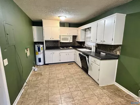 328 3rd St, Arab, AL 35016 photo 5