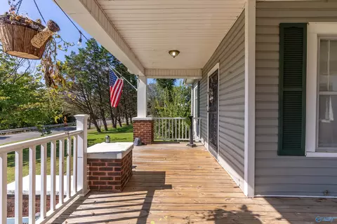 406 E Main St, Stevenson, AL 35772 photo 7