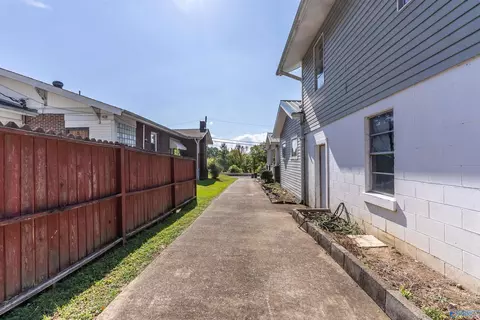 406 E Main St, Stevenson, AL 35772 photo 11