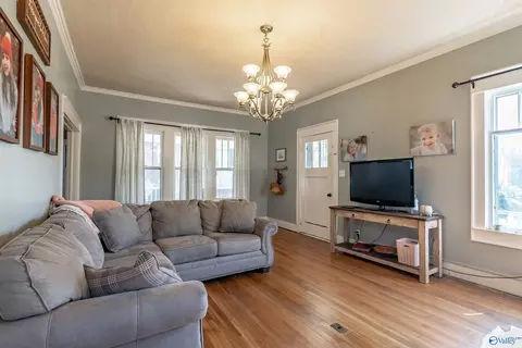 406 E Main St, Stevenson, AL 35772 photo 17