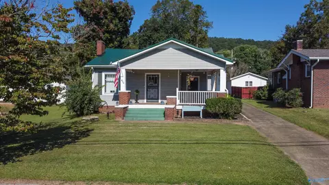 406 E Main St, Stevenson, AL 35772 photo 6
