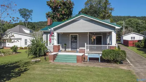 406 E Main St, Stevenson, AL 35772 photo 3