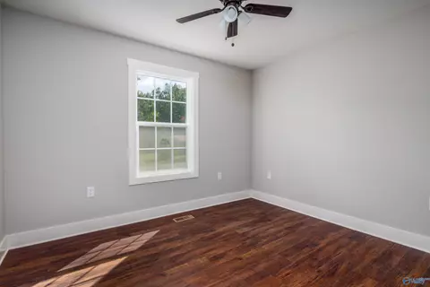 167 Mountain Dale Cir, Section, AL 35771 photo 14