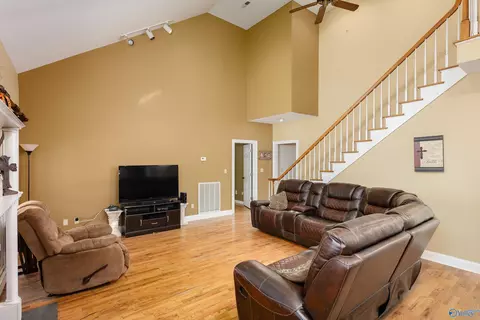 75 Cedar View Ct, Killen, AL 35645 photo 9