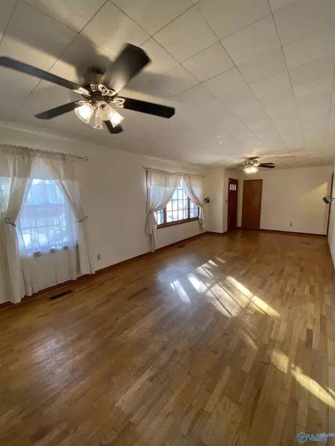 450 Centre St, Centre, AL 35960 photo 5