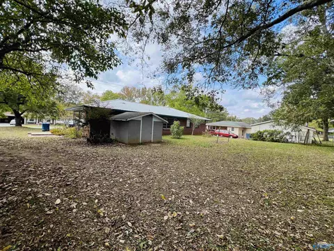 302 4th St, Arab, AL 36016 photo 11