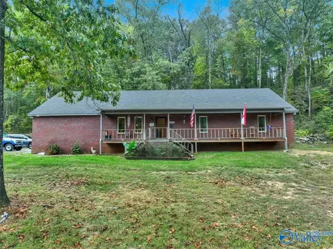 90 Mountain Brook Dr, Trinity, AL 35673 photo 1