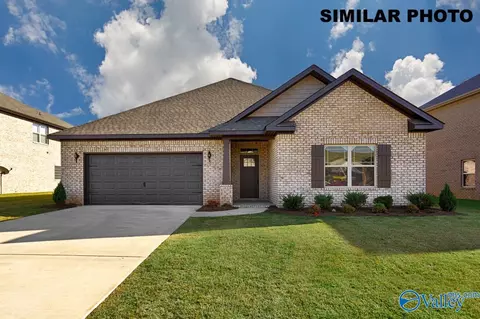 4 Flintridge Dr, Harvest, AL 35749