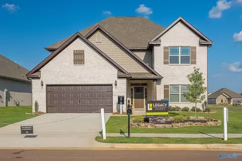 10 Flintridge Dr, Harvest, AL 35749
