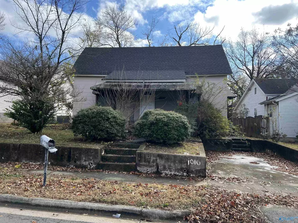 1010 NE Oakwood Ave, Huntsville, AL 35811 6 Photos Movoto