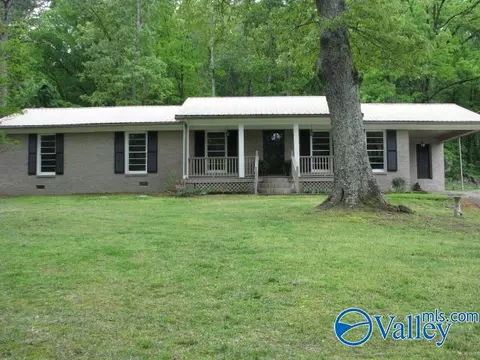 Exterior - 412 N Greenway Dr, Trinity, AL 35673 photo 7 of 8