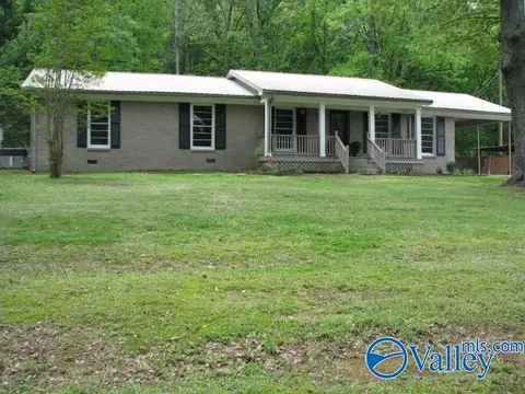 Exterior - 412 N Greenway Dr, Trinity, AL 35673 photo 1 of 8