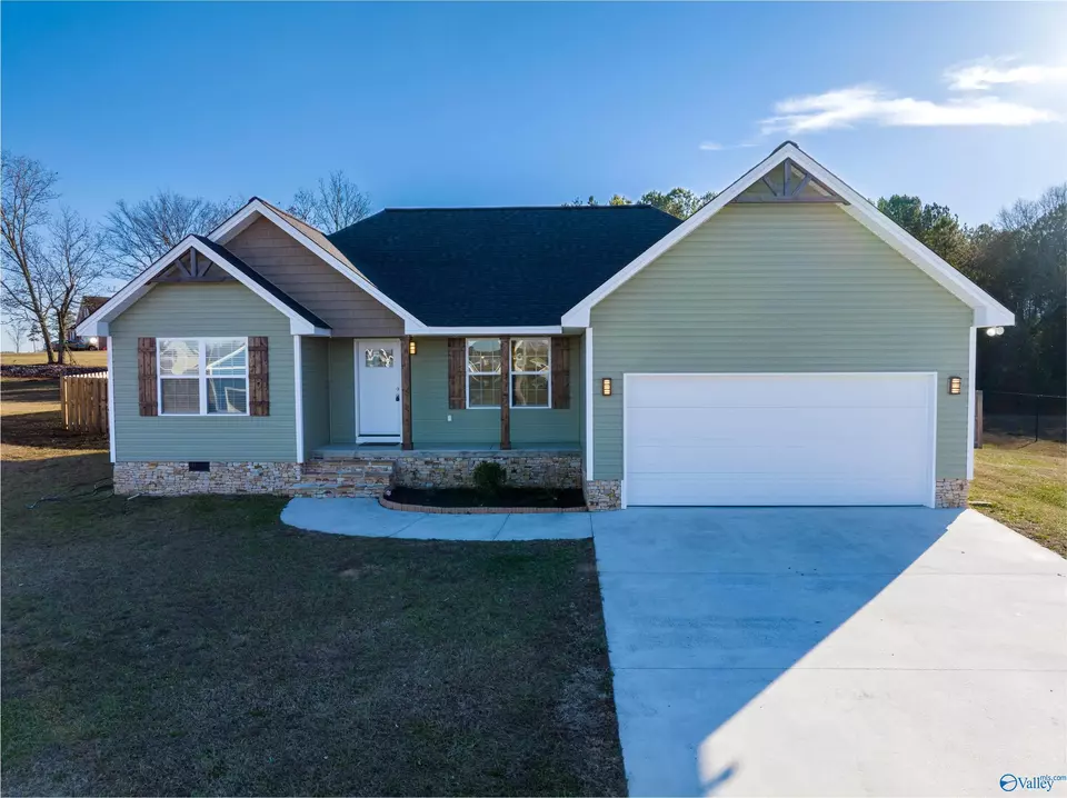 133 Peaceful Dr, Rainsville, AL 35986 27 Photos Movoto