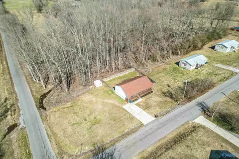 15 Nicki Ln, Arab, AL 35016 photo 2