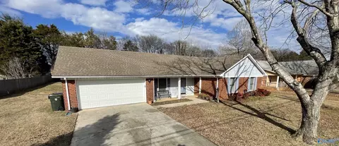 135 Raspberry Way, Madison, AL 35757 photo 2