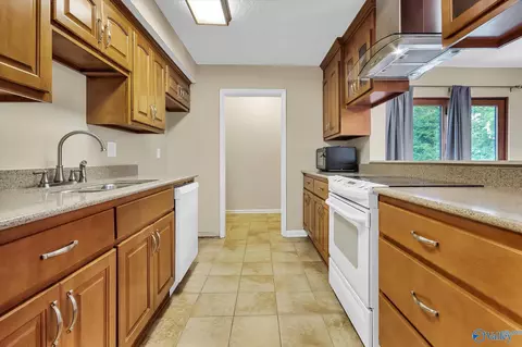 181 Eldorado Dr, Madison, AL 35758 photo 9