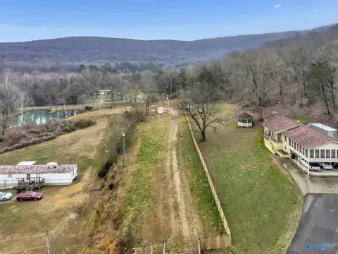 182 Ymca Dr, Gurley, AL 35748 photo 1