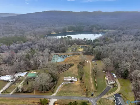 182 Ymca Dr, Gurley, AL 35748 photo 10