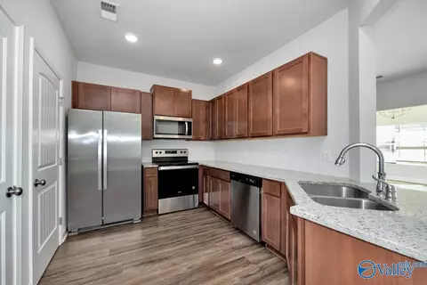 103 Woodsbrook Pl, Madison, AL 35756 photo 9