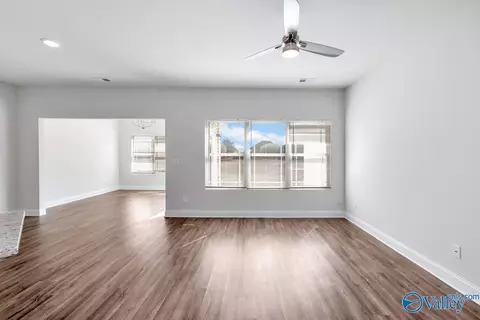 103 Woodsbrook Pl, Madison, AL 35756 photo 5