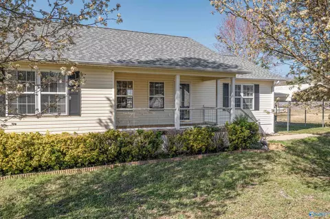 919 N Watson Dr, Centre, AL 35960 photo 4
