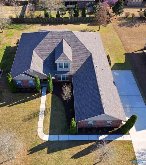 Exterior - 113 Maplebrook Dr, Madison, AL 35756 photo 3 of 15